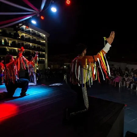 Grand Juno Beach Hotel אלאניה