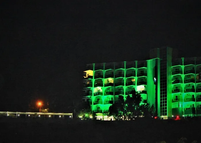 Grand Juno Beach Hotel 3* אלאניה