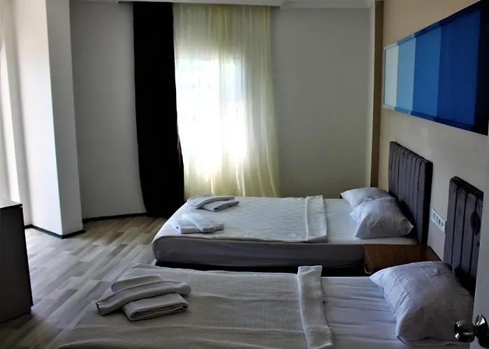 Grand Juno Beach Hotel מלון 3*